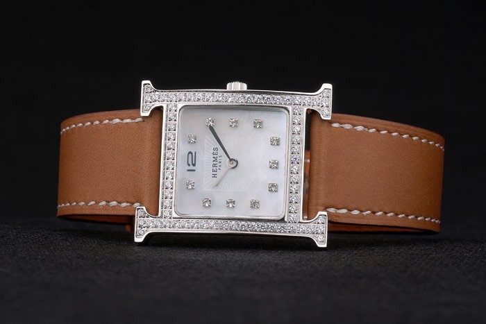 Hermes Heure H en acier inoxydable diamant Encrusted Bezel Tan bracelet en cuir cadran blanc 80232-4