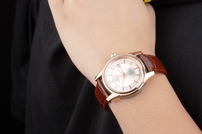Omega DeVille meilleure qualité Replique Montre 4385-2