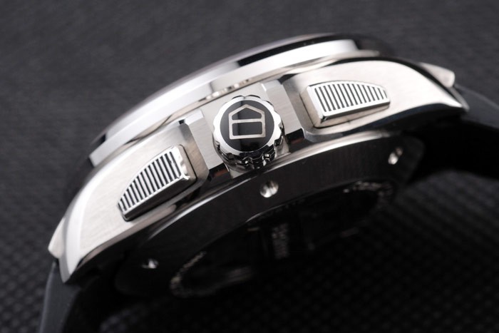 Tag Swiss Heuer Carrera Tachymètre Bezel perforé noir bracelet en caoutchouc blanc Cadran-7
