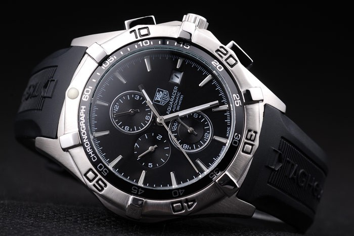 Tag Heuer Aquaracer Tachymeter Bezel cadran noir bracelet en caoutchouc noir-3