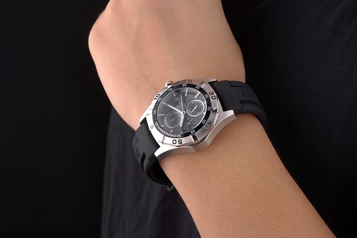 Tag Heuer Aquaracer Tachymeter Bezel cadran noir bracelet en caoutchouc noir-6